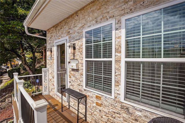 773 Hazelwood Ave, Greenfield, PA 15217