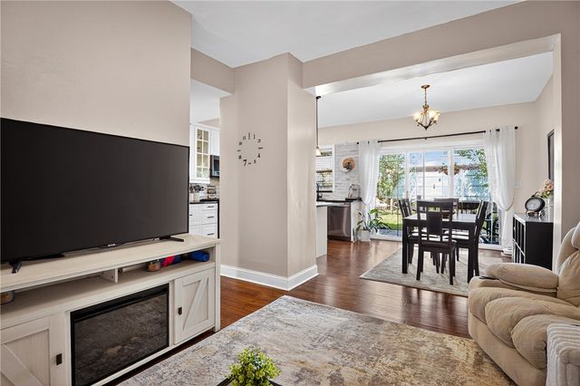 773 Hazelwood Ave, Greenfield, PA 15217