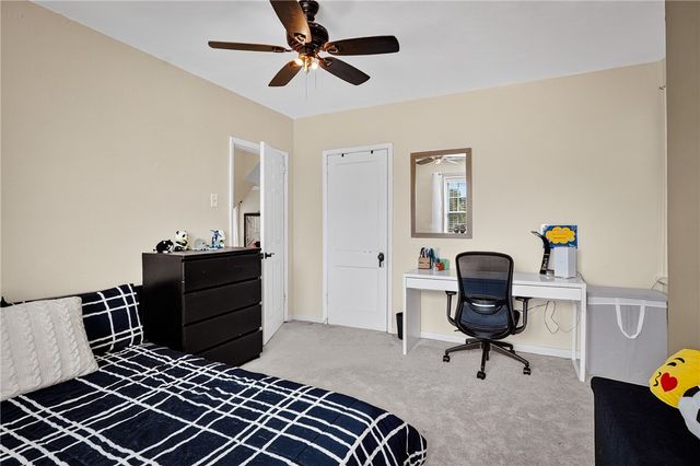 773 Hazelwood Ave, Greenfield, PA 15217