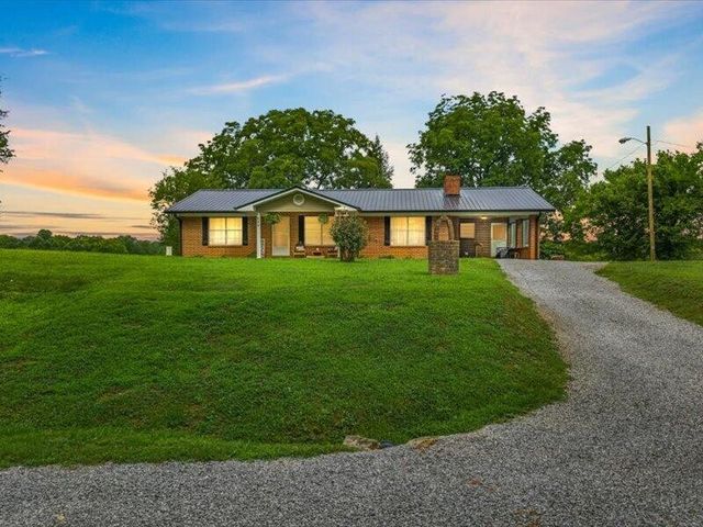 211 County Road 617, Athens, TN 37303