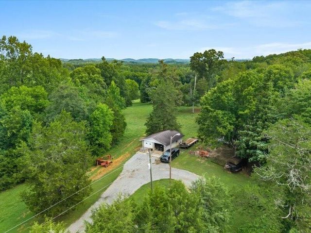 211 County Road 617, Athens, TN 37303