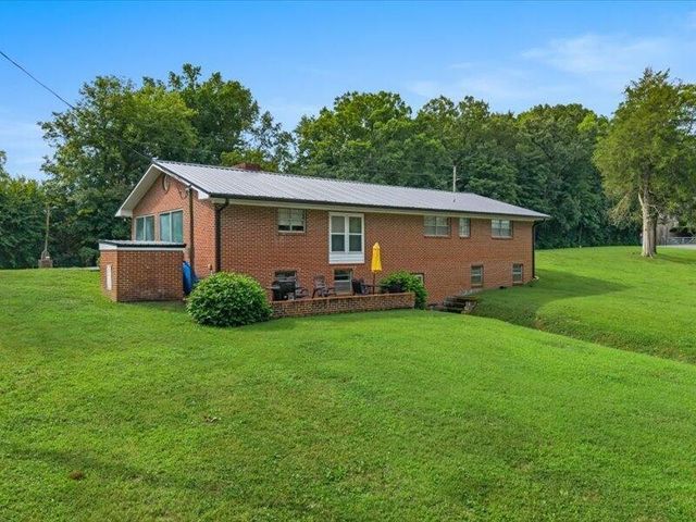 211 County Road 617, Athens, TN 37303