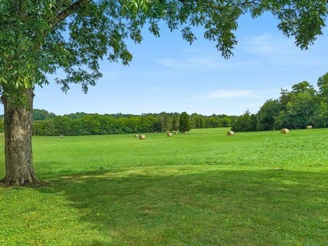 211 County Road 617, Athens, TN 37303