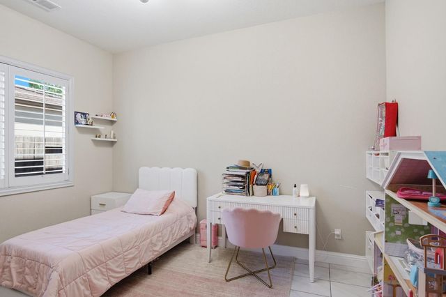 4474 Falcon Crest Way, Turlock, CA 95382