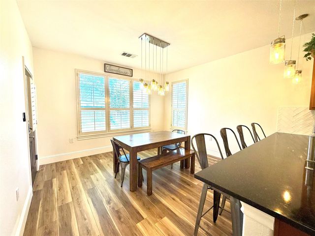 204 S Holly ST, Georgetown, TX 78626