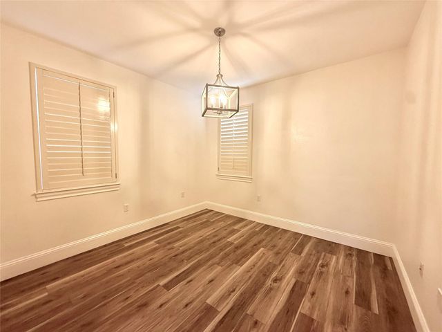 204 S Holly ST, Georgetown, TX 78626