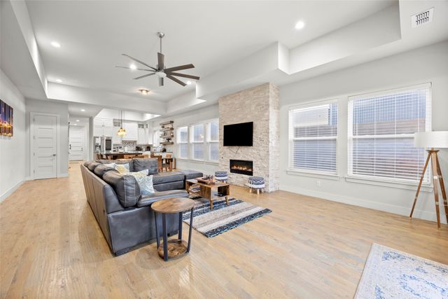 2009 N Prairie Avenue 2009, Dallas, TX 75204