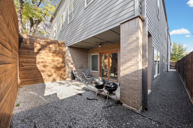 2009 N Prairie Avenue 2009, Dallas, TX 75204