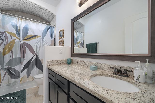 1496 VICTORIA MARIE Drive, El Paso, TX 79928