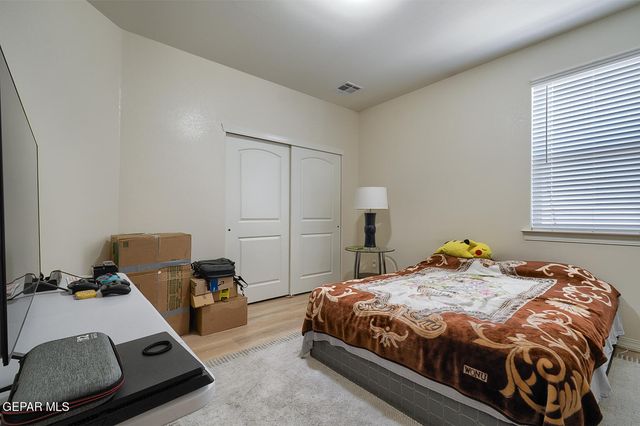 1496 VICTORIA MARIE Drive, El Paso, TX 79928