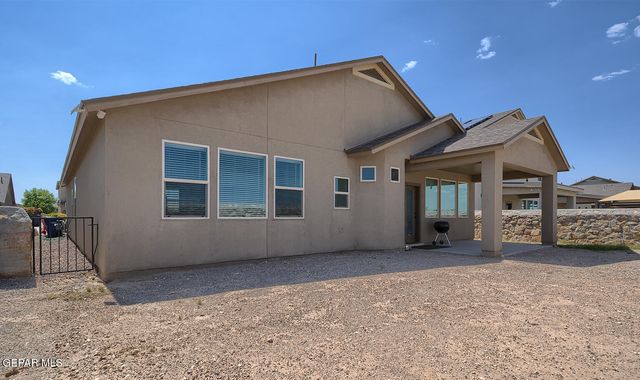 1496 VICTORIA MARIE Drive, El Paso, TX 79928