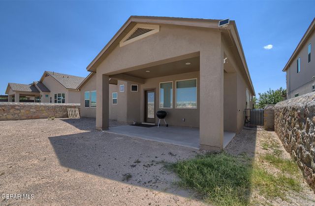 1496 VICTORIA MARIE Drive, El Paso, TX 79928
