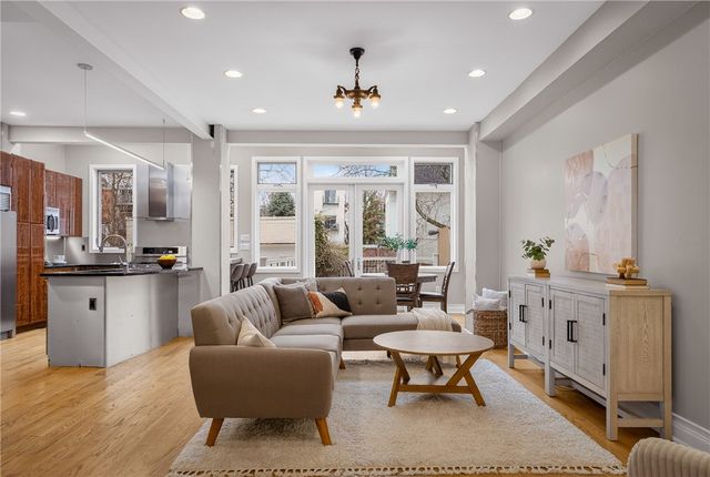 416 Denniston St, Shadyside, PA 15206