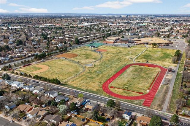 14344 E Hawaii Circle B, Aurora, CO 80012