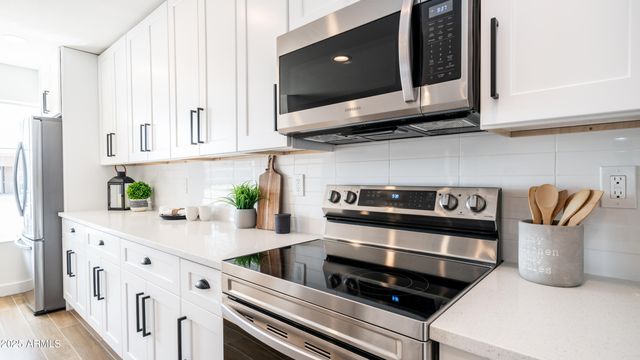 14044 N CAMEO Drive, Sun City, AZ 85351