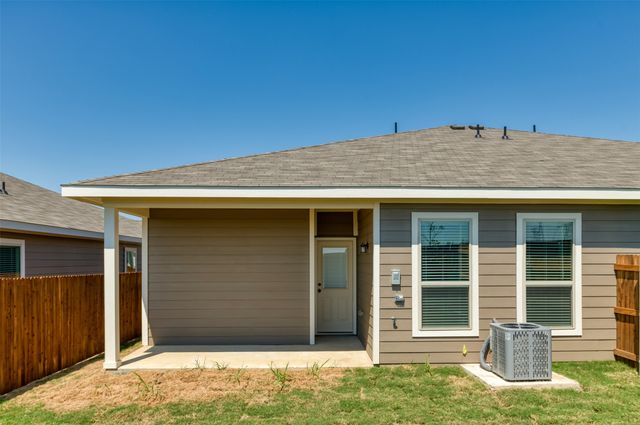 700-704 Harvest Moon Drive, Venus, TX 76084