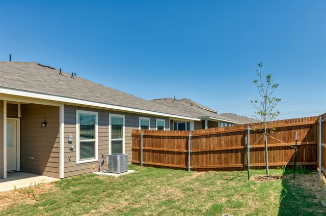 700-704 Harvest Moon Drive, Venus, TX 76084