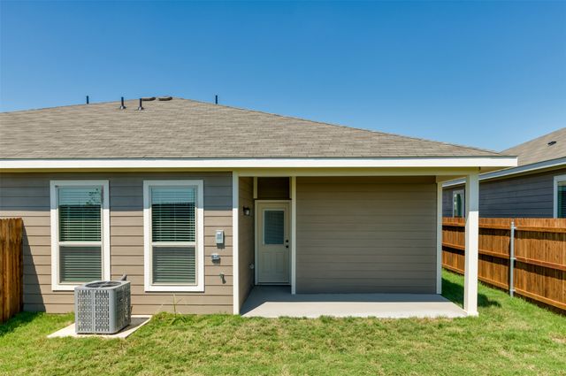 700-704 Harvest Moon Drive, Venus, TX 76084