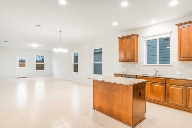 208 Kildeer PASS, Jarrell, TX 76537