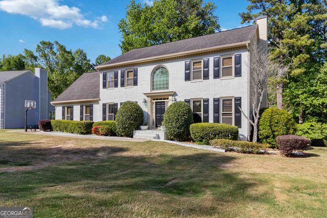 411 Sarah Lane, Lawrenceville, GA 30046