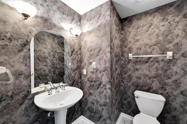 17904 CACHET ISLE DRIVE, Tampa, FL 33647