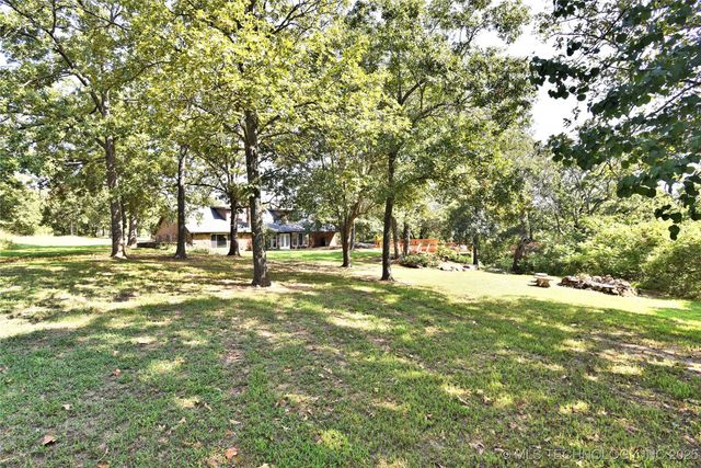 8362 W Valley View Drive, Skiatook, OK 74070