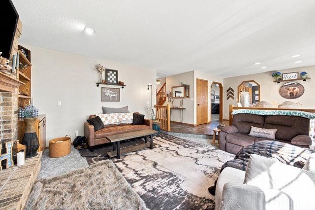1975 29th Street Circle S, Moorhead, MN 56560