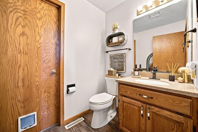 1975 29th Street Circle S, Moorhead, MN 56560