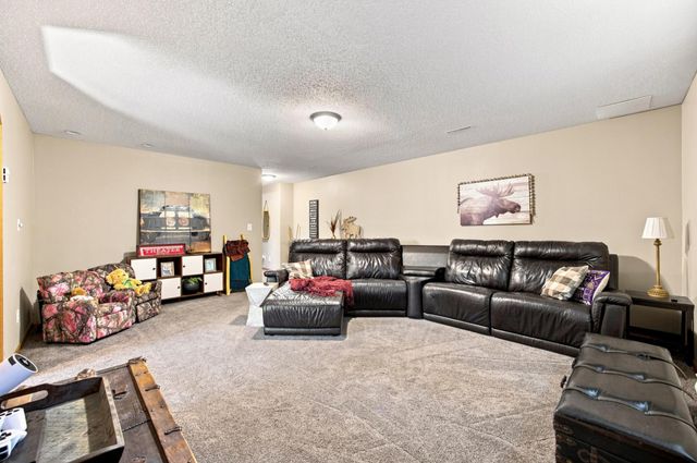 1975 29th Street Circle S, Moorhead, MN 56560