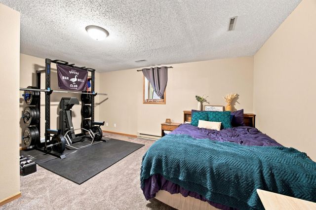 1975 29th Street Circle S, Moorhead, MN 56560