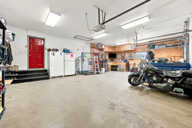 1975 29th Street Circle S, Moorhead, MN 56560