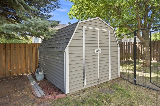 1975 29th Street Circle S, Moorhead, MN 56560