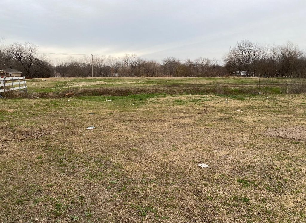 5195 Erath Street, Fort Worth, TX 76119