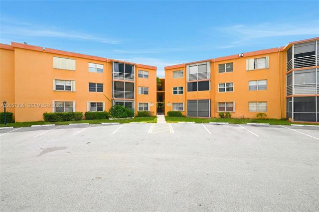 4384 NW 9th Ave 19-1D, Deerfield Beach, FL 33064