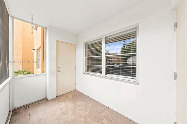 4384 NW 9th Ave 19-1D, Deerfield Beach, FL 33064