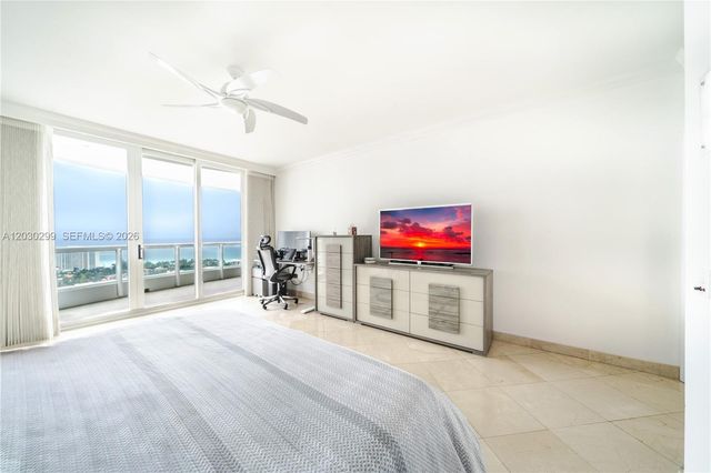 21050 Point Place 2601, Aventura, FL 33180