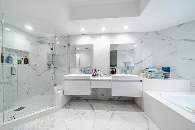 21050 Point Place 2601, Aventura, FL 33180