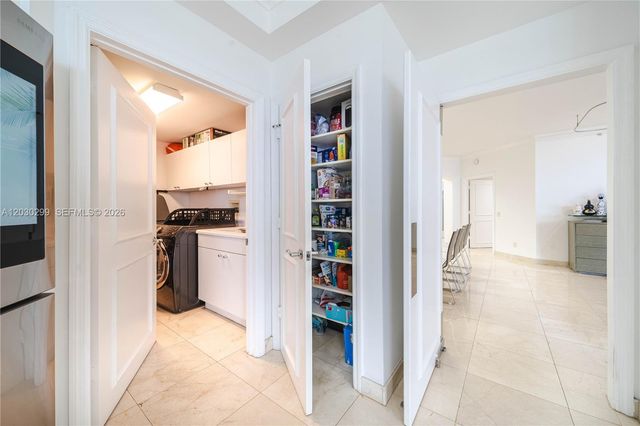 21050 Point Place 2601, Aventura, FL 33180