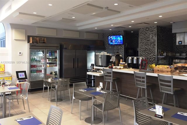 21050 Point Place 2601, Aventura, FL 33180