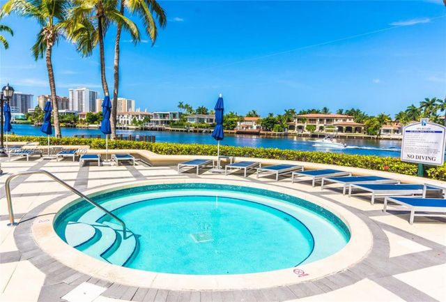 21050 Point Place 2601, Aventura, FL 33180