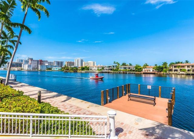 21050 Point Place 2601, Aventura, FL 33180