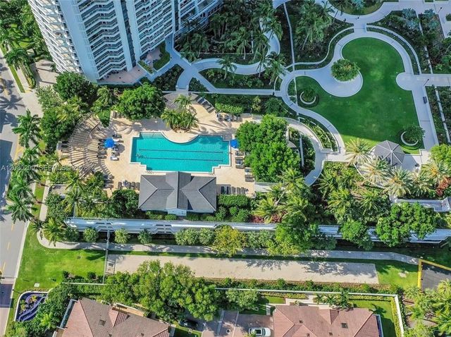 21050 Point Place 2601, Aventura, FL 33180