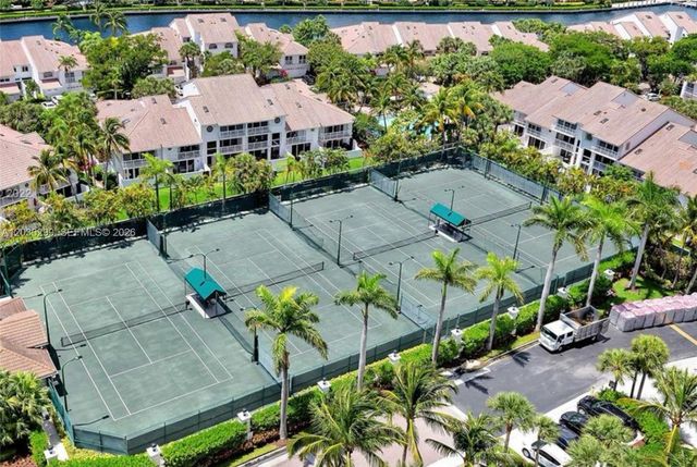 21050 Point Place 2601, Aventura, FL 33180