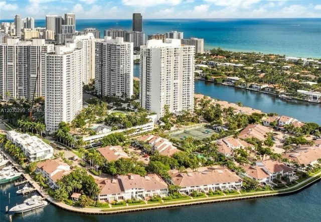 21050 Point Place 2601, Aventura, FL 33180