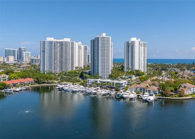 21050 Point Place 2601, Aventura, FL 33180
