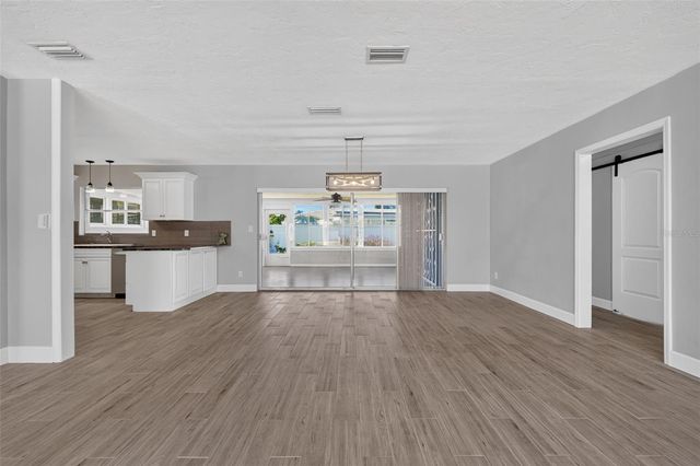 5191 41ST STREET S, St Petersburg, FL 33711