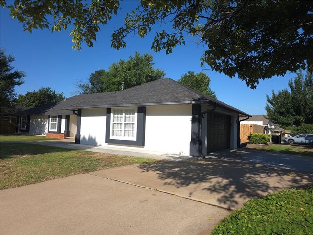 9009 Lakeaire Drive, Oklahoma City, OK 73132