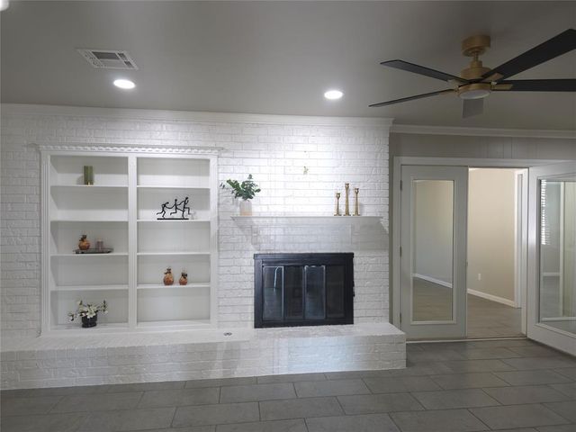 9009 Lakeaire Drive, Oklahoma City, OK 73132
