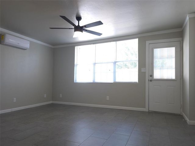 9009 Lakeaire Drive, Oklahoma City, OK 73132