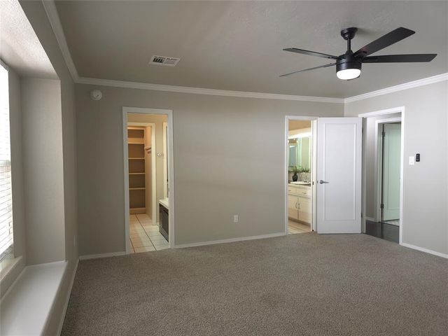 9009 Lakeaire Drive, Oklahoma City, OK 73132